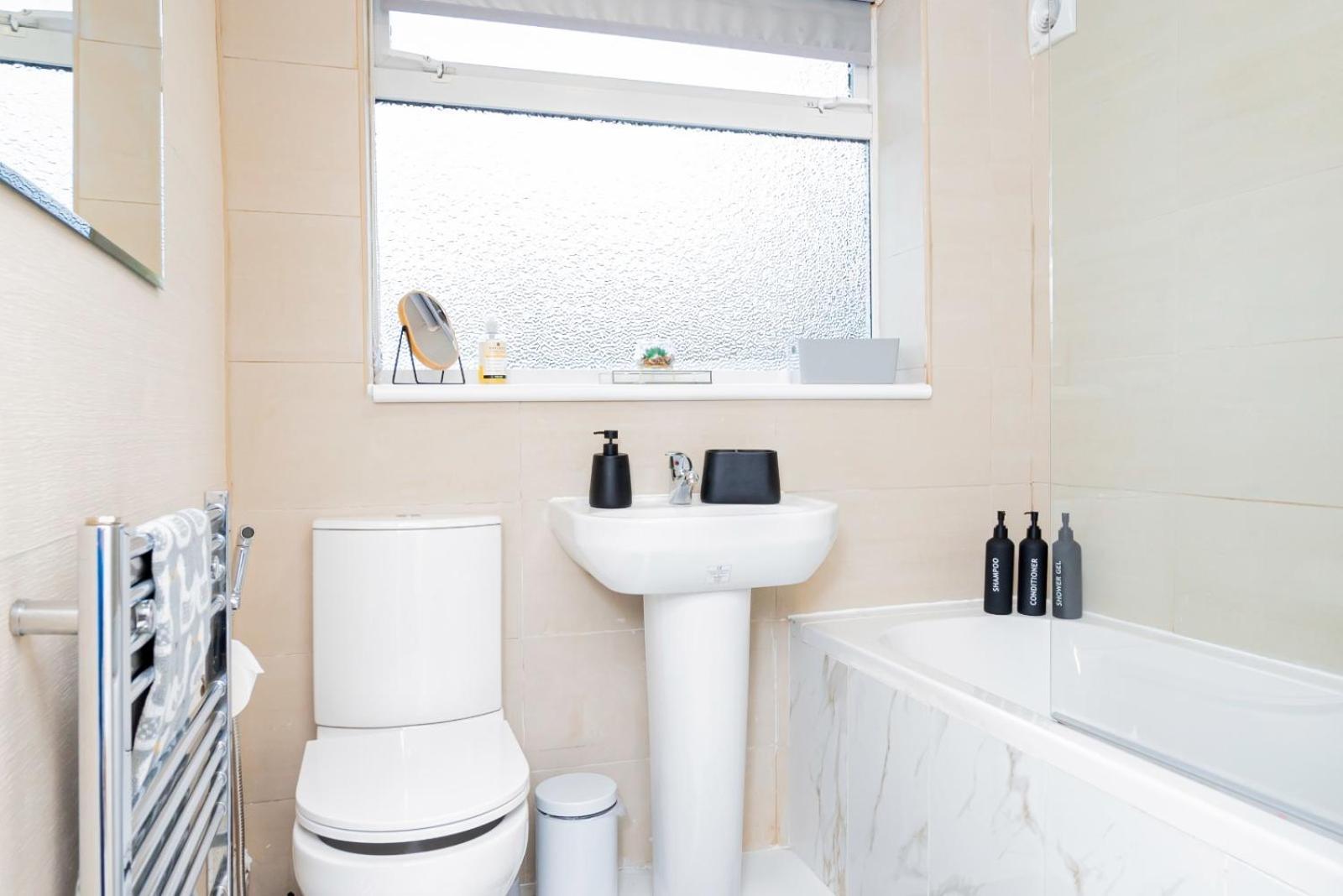 The Radleys Villa Birmingham Ngoại thất bức ảnh